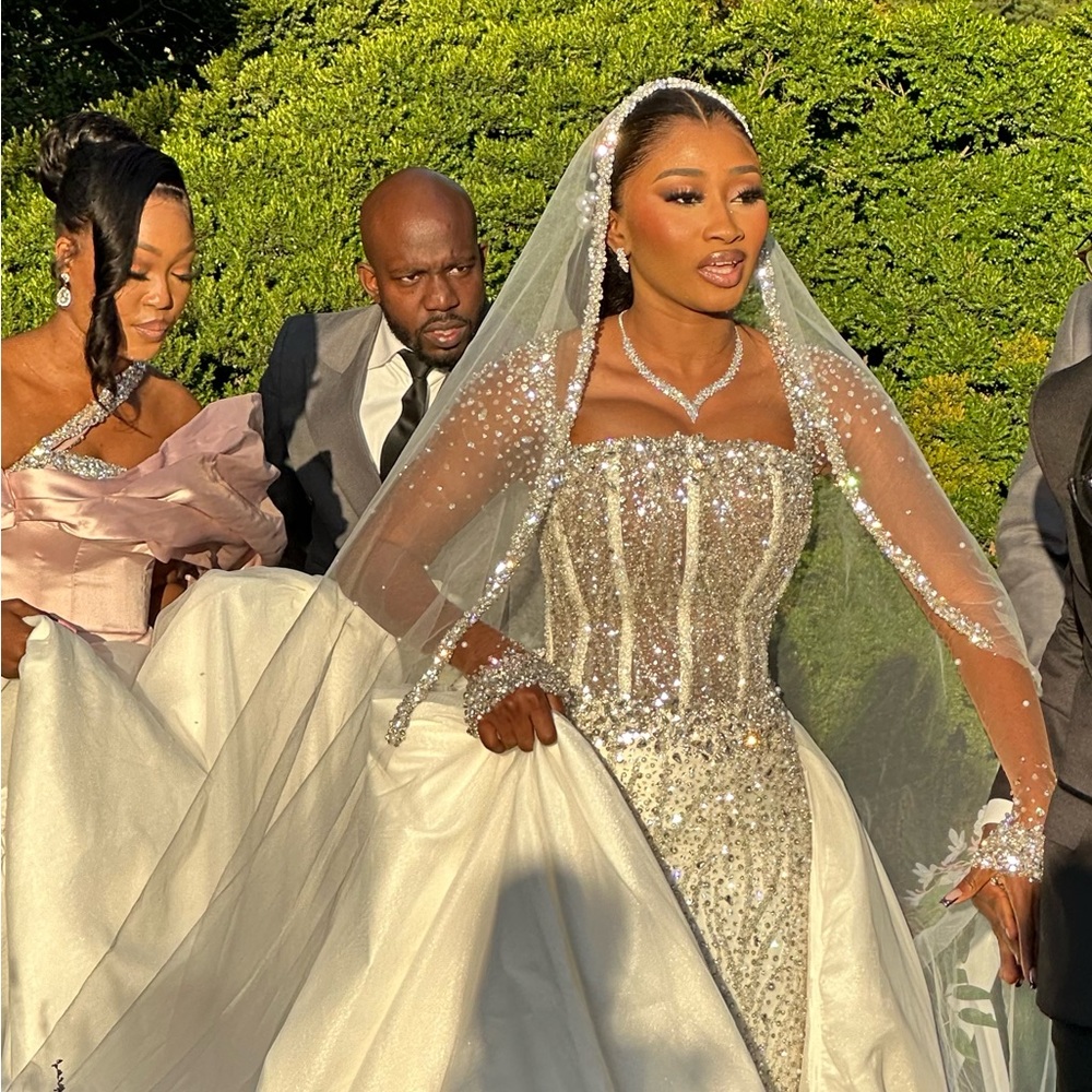Luxury custom wedding dress
